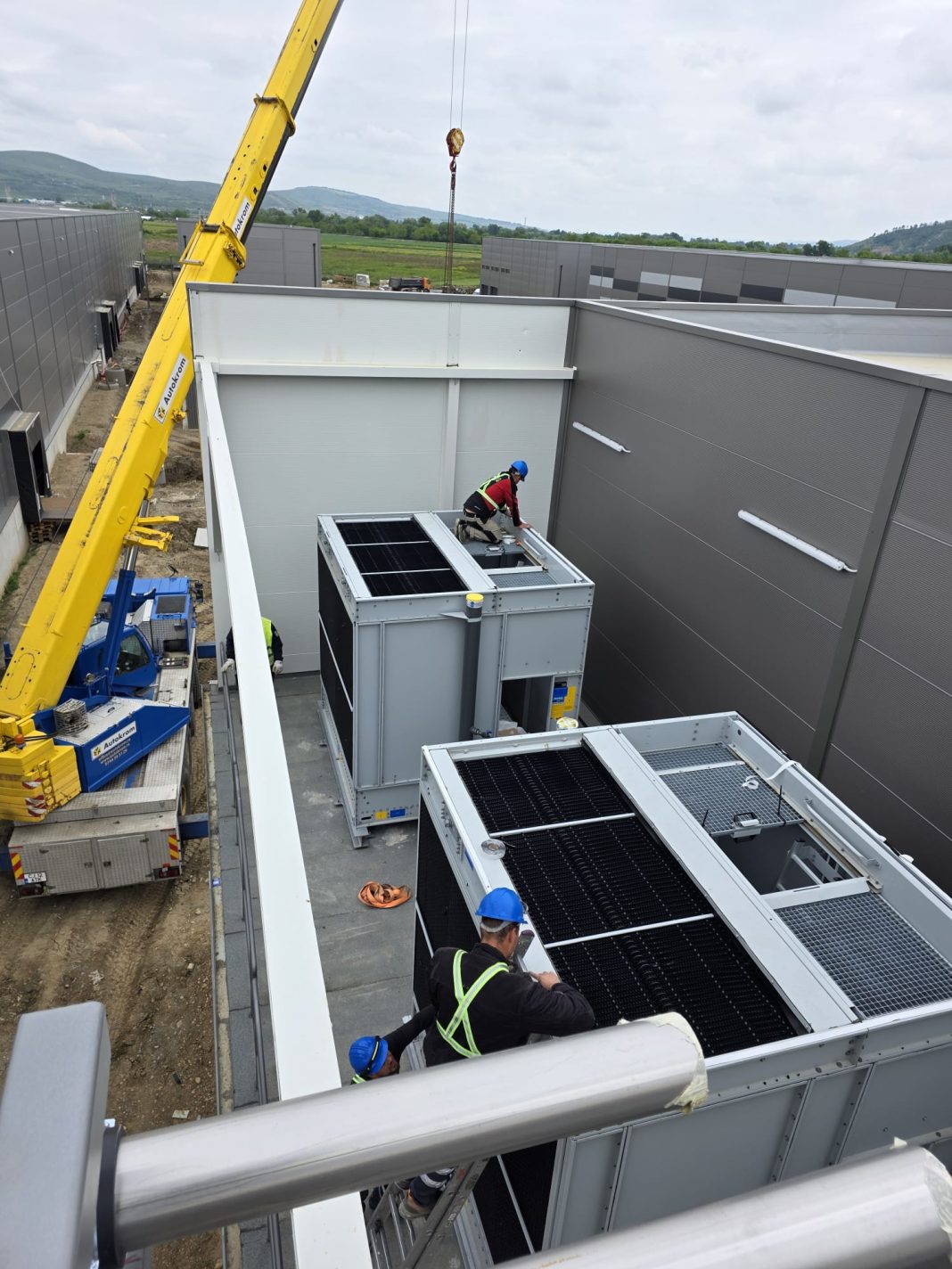 cele-mai-mari-turnuri-de-racire-cu-circuit-inchis-din-romania_05 Cele mai mari turnuri de răcire cu circuit închis instalate vreodată în România
